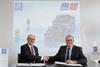 Ulrich Dohle (right), CEO of Rolls-Royce Power Systems and Wilhelm Rehm, board member of ZF, sign the collaboration agreement