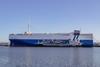 Ship taking on LNG in ship-to-ship bunkering