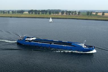 Training vessel Ab Initio
