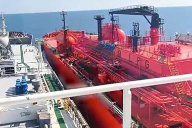 Ship-to-ship-transfer-of-ammonia-Source-Exmar-1024x513