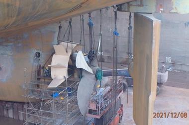 The installation of a Becker-Mewis Duct aboard MV Baffin is being carried out while the CABU carrier undergoes a 5-year Class renewal dry dock