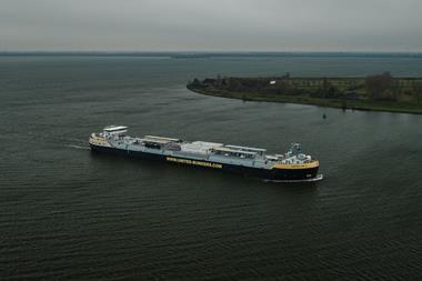 United-LNG-I-8