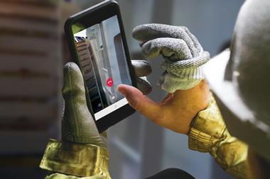 LR Remote in use, livestreaming images during a survey