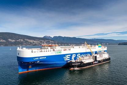 Lake Herman LNG car carrier bunkering fuel from Seaspan Garibaldi