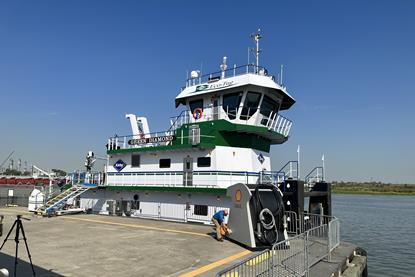 Kirby-Inland-Marine_MV-Green-Diamond_electric-inland-towboat-scaled