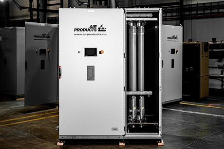 The image shows Air Products Membrane Solutions' membrane-based nitrogen generation system