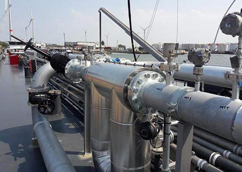 The use of mass flow meter systems offers operational benefits for bunker suppliers and for vessels