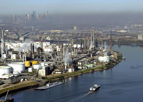 85901_Houston_Ship_Channel