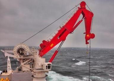 A MacGregor AHC offshore crane