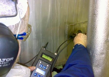 A Kittiwake Holroyd instrument beng used for vibration testing