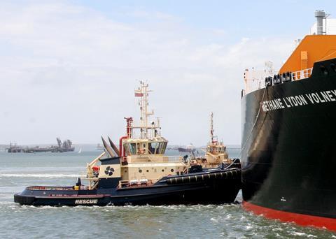 Svitzer tug in action