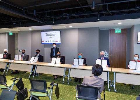 The memorandum of cooperation was signed on 21 April in the presence of Chee Hong Tat, Singapore’s Senior Minister of State for Transport and Foreign Affairs Photo: MPA