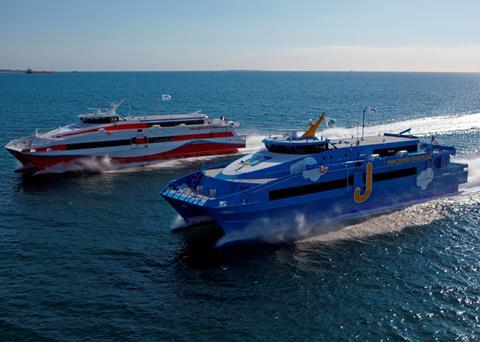 ‘Perle Express’ and ‘Liberty’, on their delivery voyage to Guadeloupe