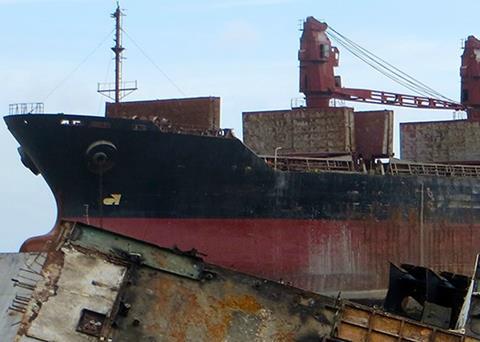 Norway is helping Bangladesh improve its ship recycling processes Photo: IMO