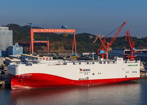 The dual-fuel newbuildings will have similar dimensions to Siem Car Carriers' LNG-fuelled <i>Siem Confucius</i> (copyright: Volkswagen AG).