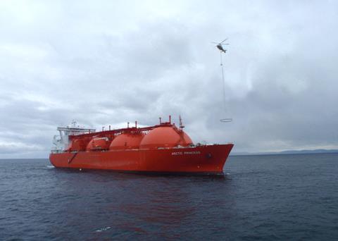 ShipArrestor helicopter trials with the ‘Arctic Princess’ LNG tanker