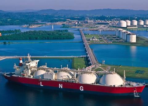 By 2020 there could be between 400 and 600 vessels operating on LNG worldwide